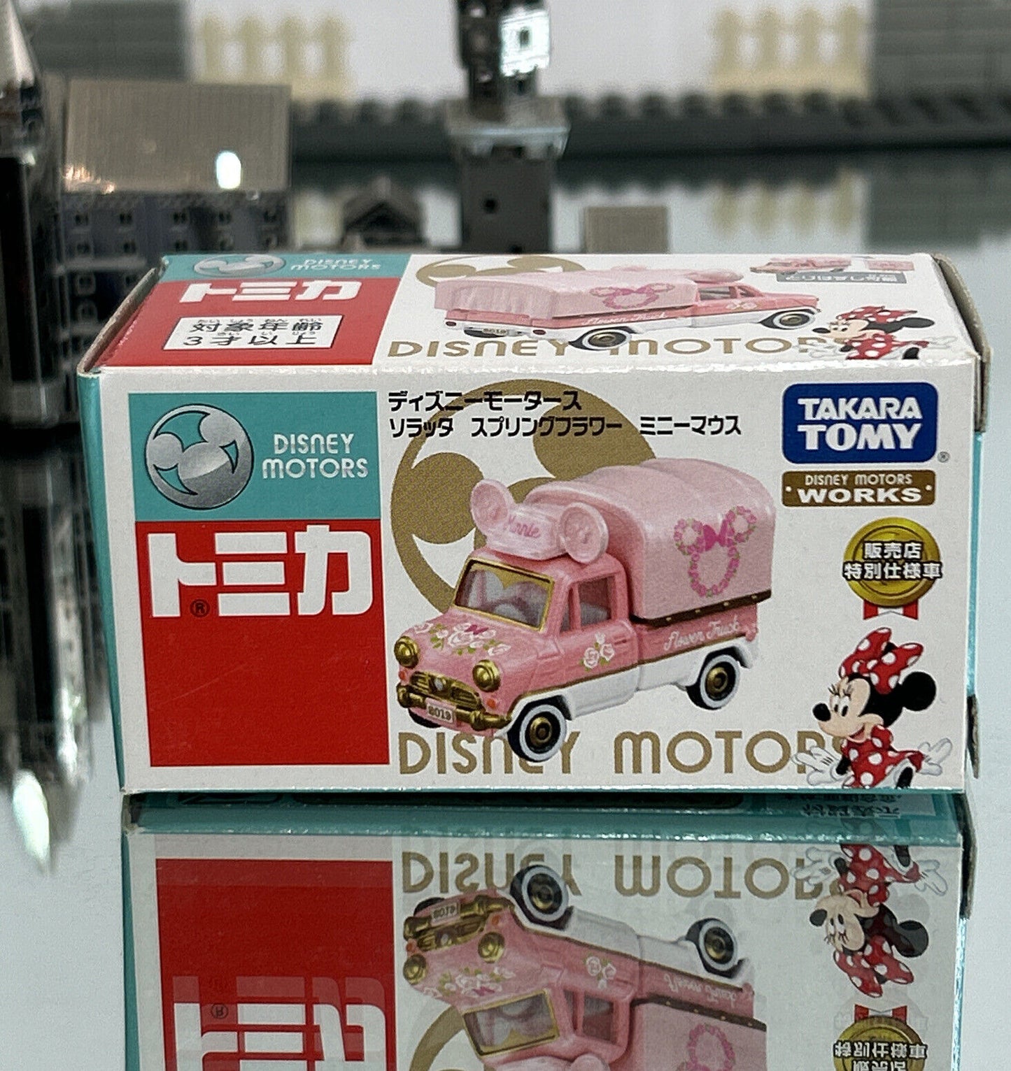 Tomica Takara Tomy Disney Minnie Mouse Spring Flower Minivan Truck Alloy Diecast