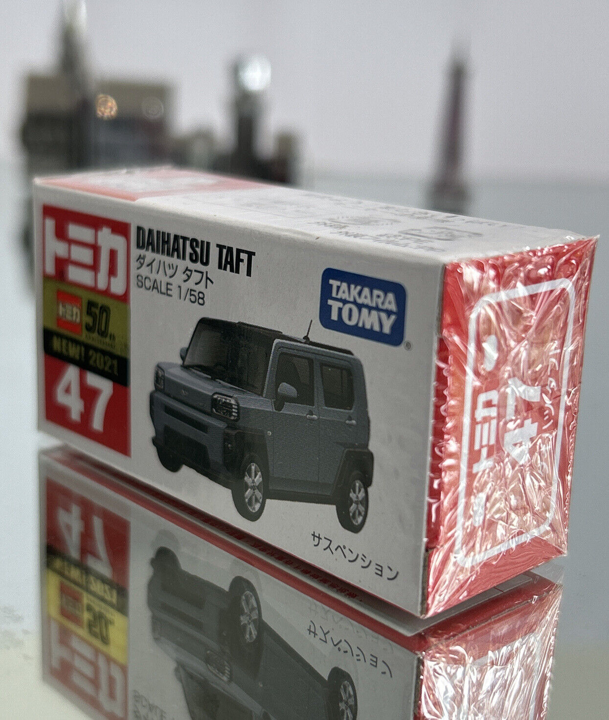 Takara Tomy Tomica Diecast Model Car No47 - Daihatsu Taft #47 50 Anniversary